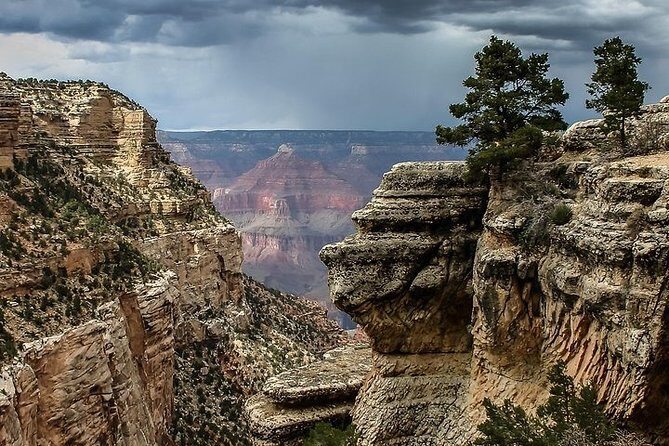 Grand Canyon Hiking Day Trip from Sedona or Flagstaff - Grand Canyon Village: Quick Starter Time at the Visitor Core