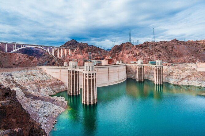 Grand Canyon + Hoover Dam View + WiFi (Skywalk/lunch options) - Comfort on the road: Wi‑Fi, air-conditioning, and real-world timing