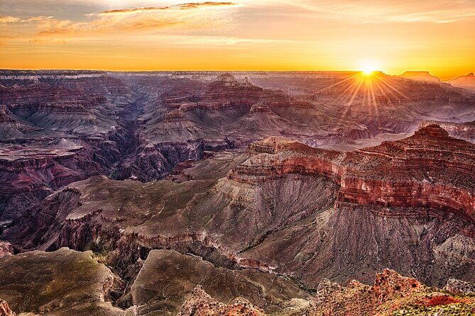Grand Canyon South Rim Full-Day Self-Guided Tour - Rim Trail Stroll to Yavapai Geology Museum and El Tovar